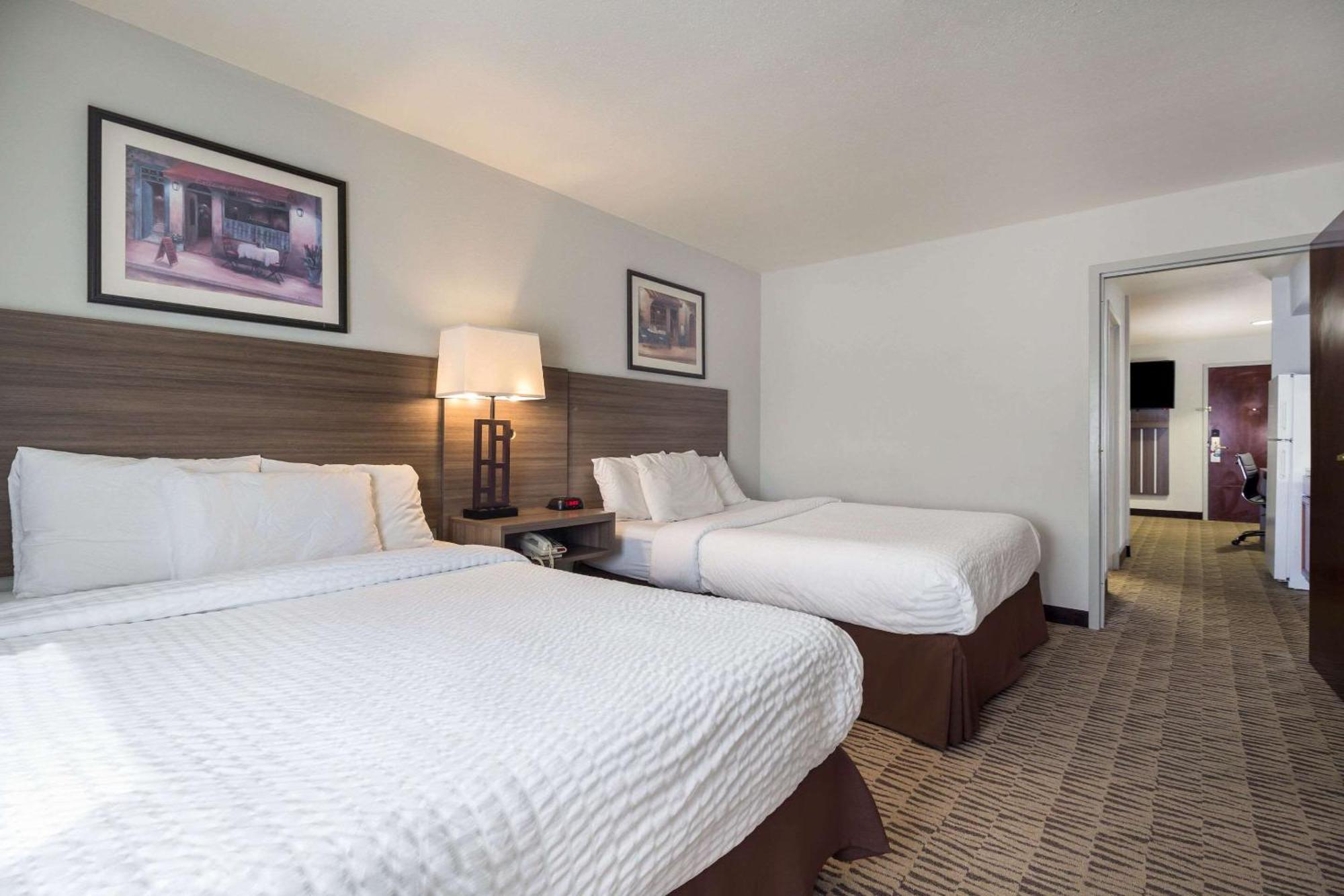 Clarion Pointe Charleston - West Ashley Hotel Екстериор снимка