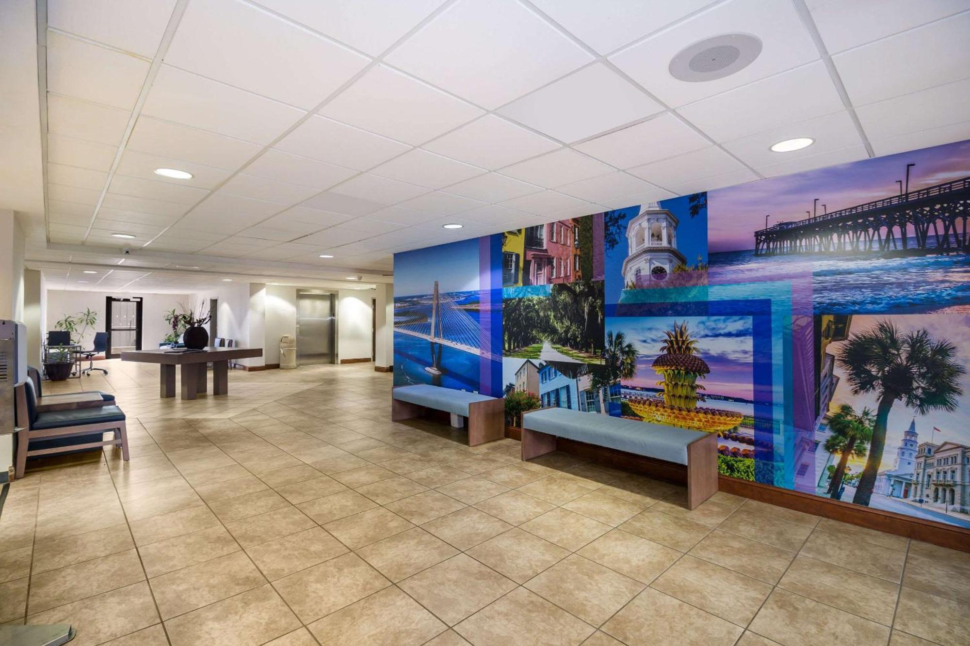 Clarion Pointe Charleston - West Ashley Hotel Екстериор снимка