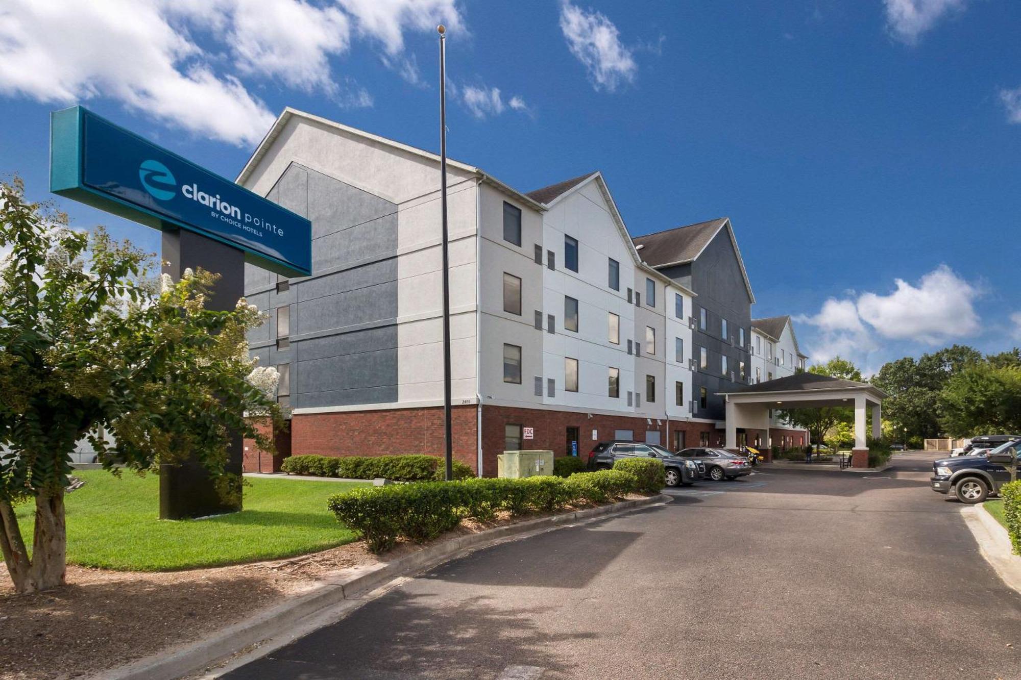 Clarion Pointe Charleston - West Ashley Hotel Екстериор снимка
